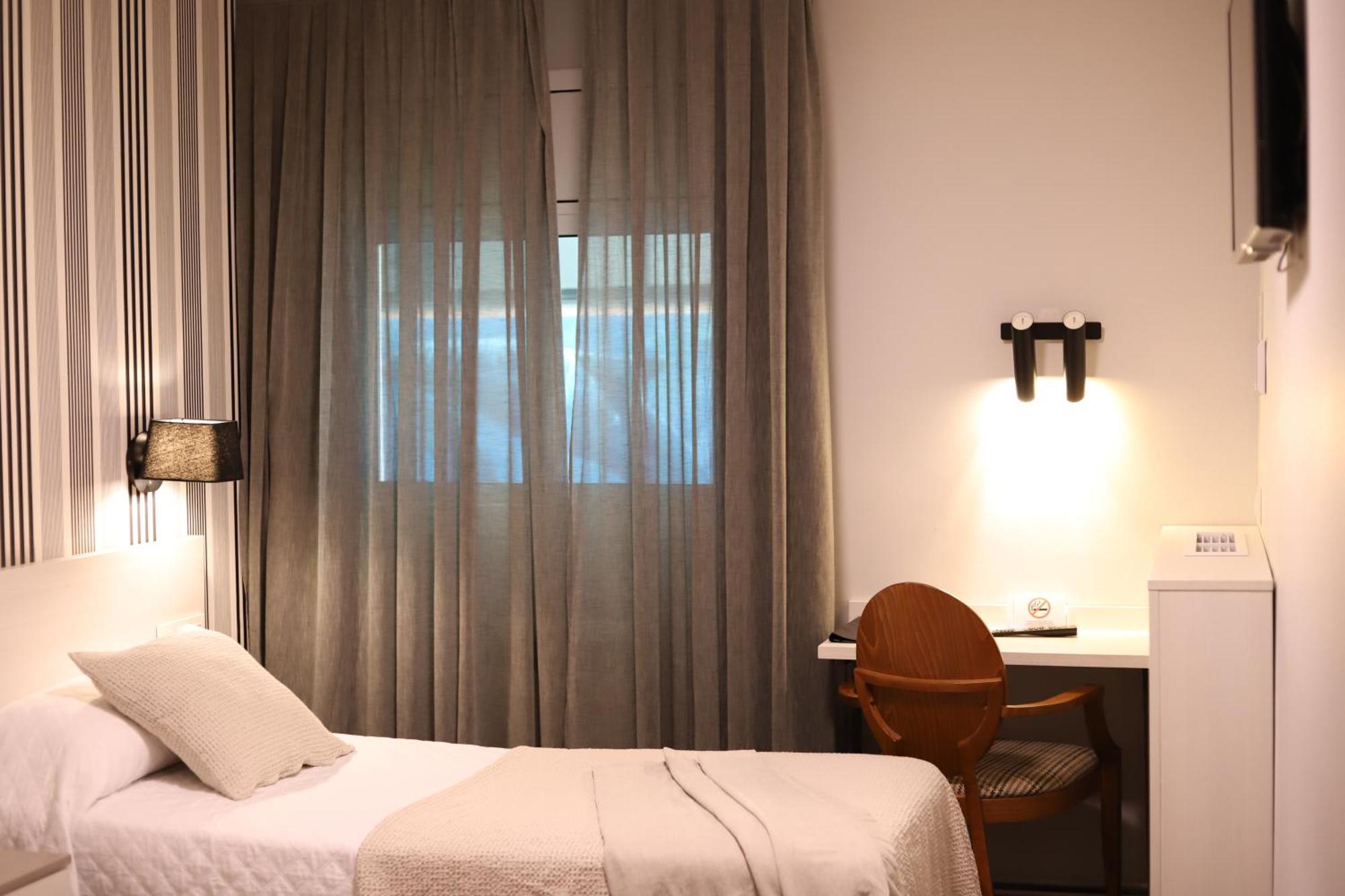 New Hotel Colon Mataró Buitenkant foto