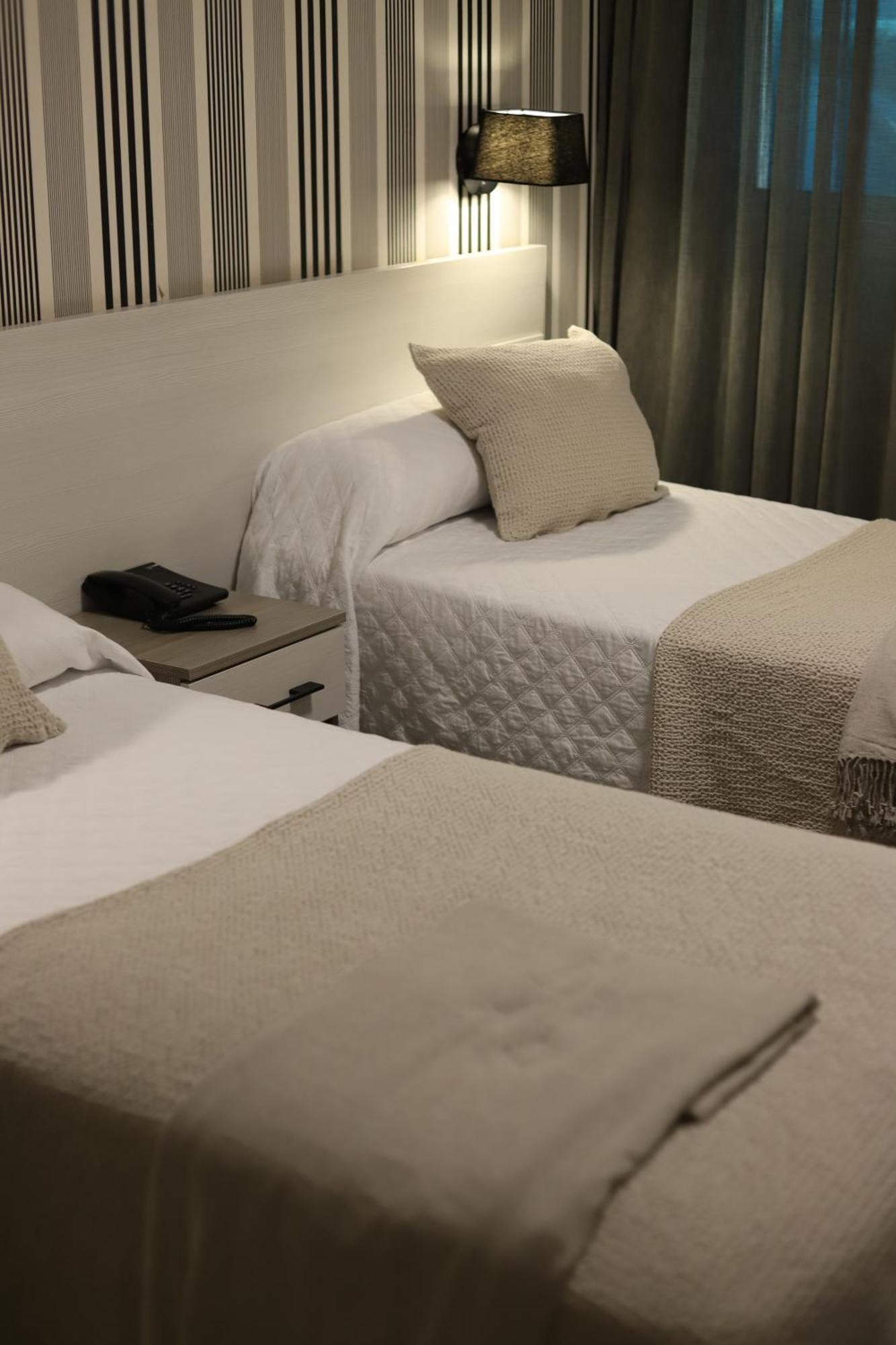 New Hotel Colon Mataró Buitenkant foto