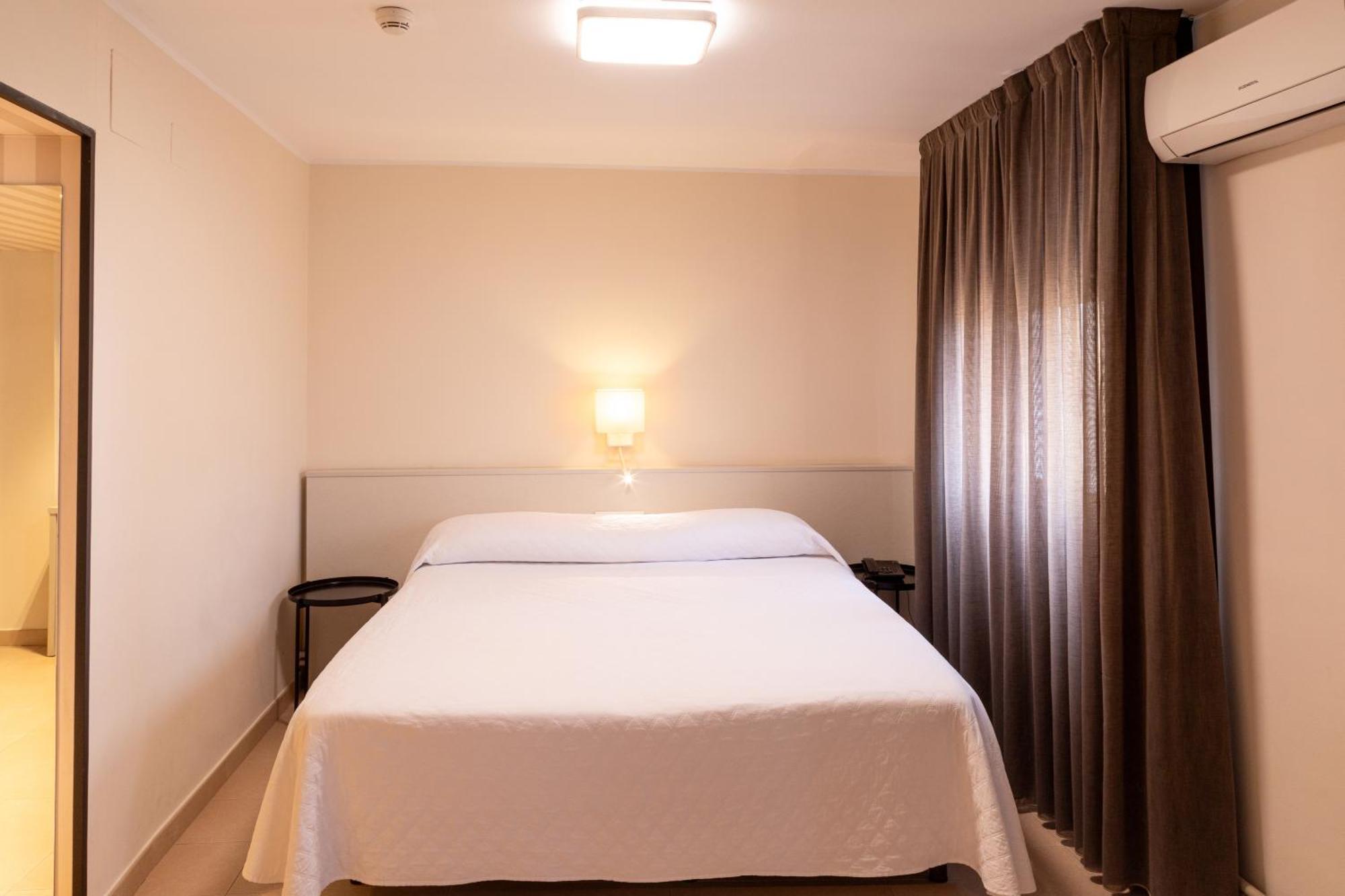 New Hotel Colon Mataró Kamer foto